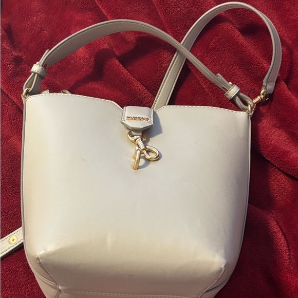DJNY Elegant White  Taira Bucket  crossbody Bag - Picture 7 of 17